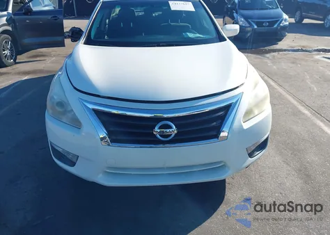 2015 Nissan Altima 2.5 S z USA, uszkodzony, nr VIN 1N4AL3APXFC291273